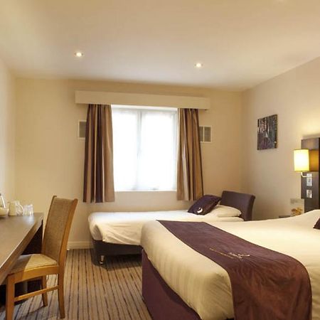 Premier Inn Barrow In Furness ภายนอก รูปภาพ