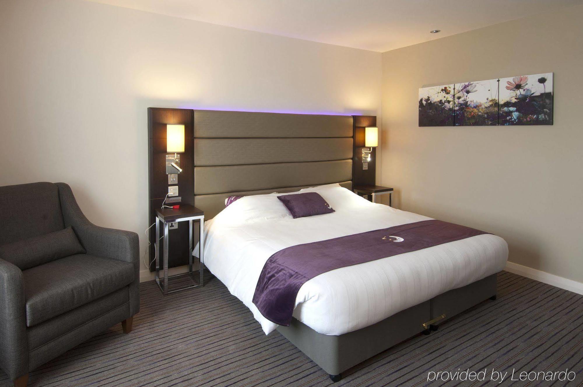 Premier Inn Barrow In Furness ภายนอก รูปภาพ